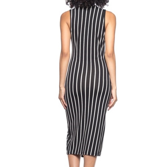 New Black Pin Stripe Keyhole Dress - Picture 5 of 5